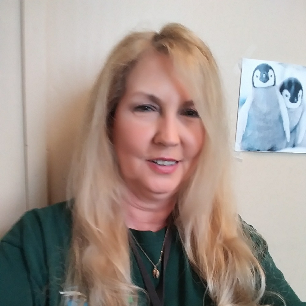 Meet your Posher, Pamela